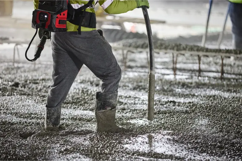 Aku ponorný vibrátor do betonu Milwaukee MX FUEL MXF CVHF-0, ONE-KEY, bez aku, 4933498132