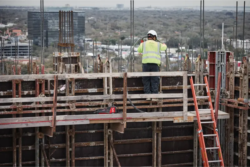 Aku ponorný vibrátor do betonu Milwaukee MX FUEL MXF CVHF-0, ONE-KEY, bez aku, 4933498132