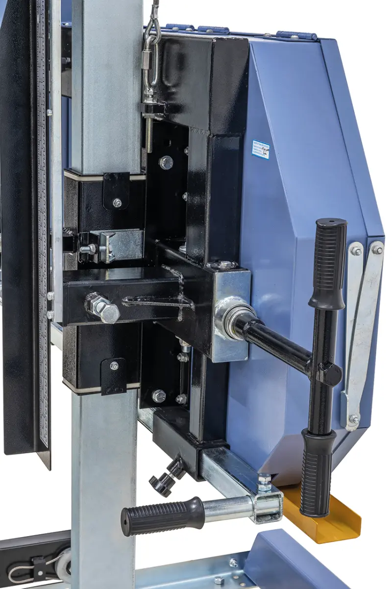 Kmenová pásová pila Bernardo BBS 920 B - benz. motor (BER1413070)