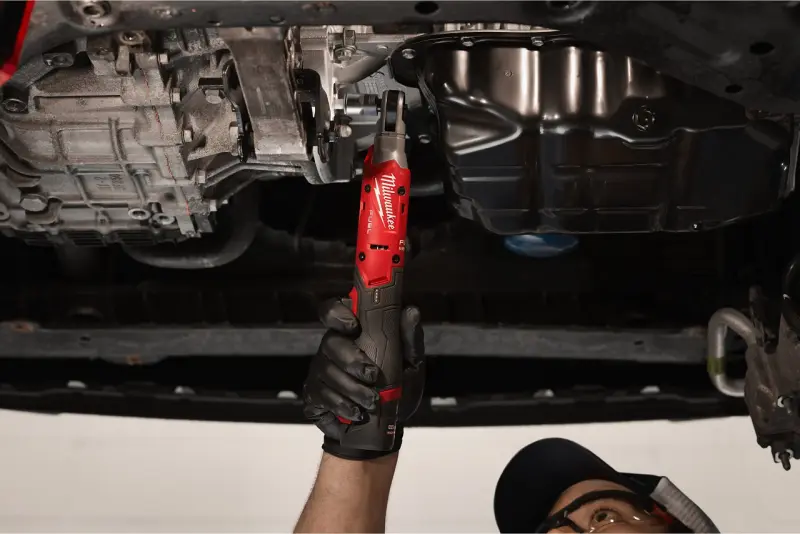 Aku 3/8" ráčnový utahovák M12 FIR38G2-252B, 2x aku M12 HB2.5 + C12 C + taška, 4933498936