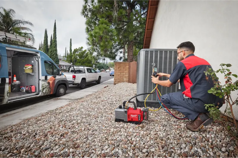 Aku vakuové čerpadlo Milwaukee M18 FVP5-0, bez aku, 4933492853