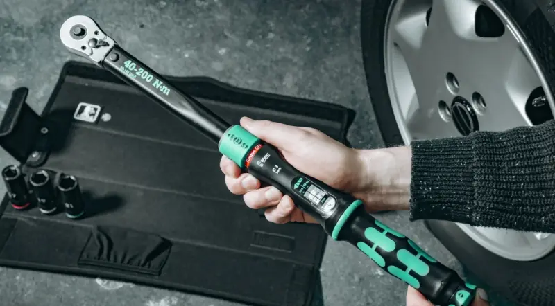 Wera 075790 Nářadí s momentovou ráčnou (40-200 Nm) pro výměnu kola automobilů Click-Torque Lock C 3 1 - 6 ks (W05075790001)