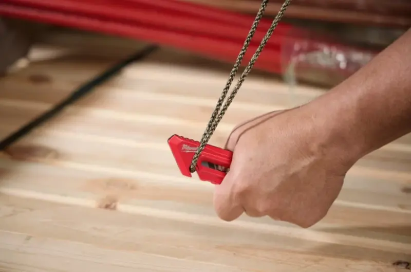 Multifunkční kompaktní užitkový nůž Milwaukee Utility knife, 4932501777