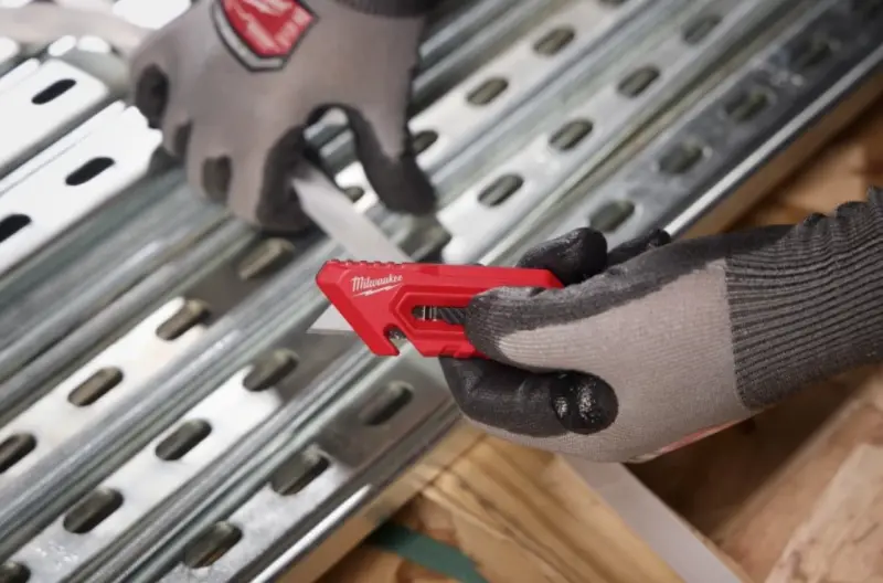 Multifunkční kompaktní užitkový nůž Milwaukee Utility knife, 4932501777