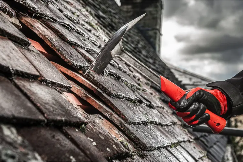 Tesařské kladivo Milwaukee 750 g, 4932493655