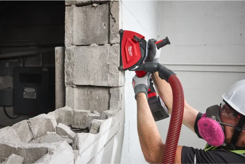 Kryt pro odsávání prachu Milwaukee při řezání bruskou 115 a 125 mm, M18 SAG, 4932499768