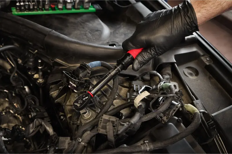 Momentový klíč s ráčnou a čtyřhranem 1/2" Milwaukee 40-200NM, 4932500825