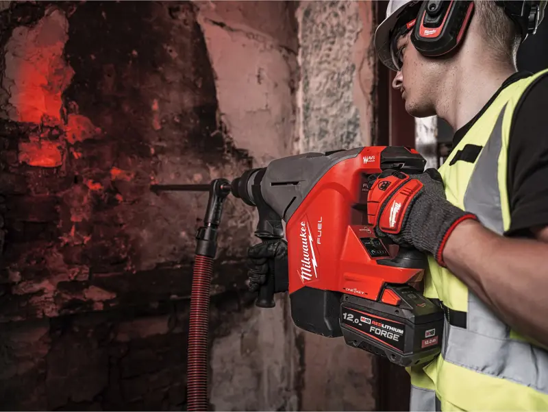 Aku vrtací a sekací kladivo Milwaukee M18 FHACO745-122C 45MM SDS-Max, ONE-KEY, 2x aku M18 FB12 + M12-18 FC + kufr,  4933493446