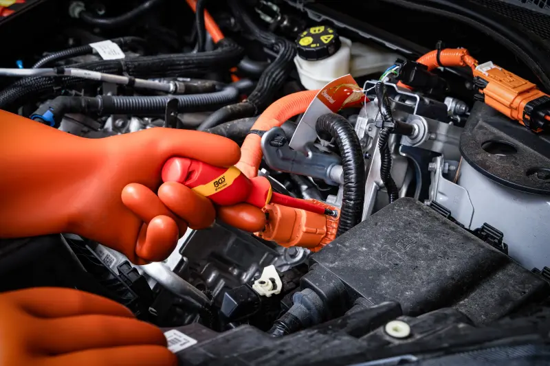 VDE sada nářadí 3/8" BGS 7136 - 25 ks (BGS107136)