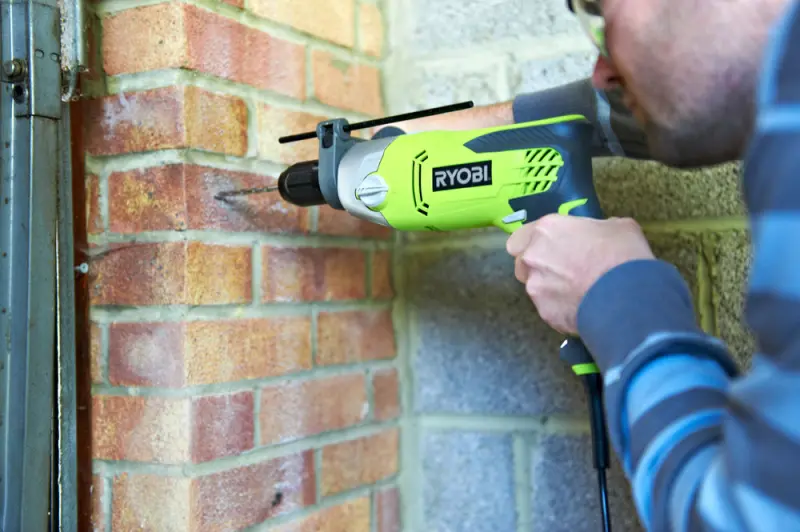 Elektrická vrtačka s příklepem Ryobi RPD1200-K (1200 W) (RY5133002067)