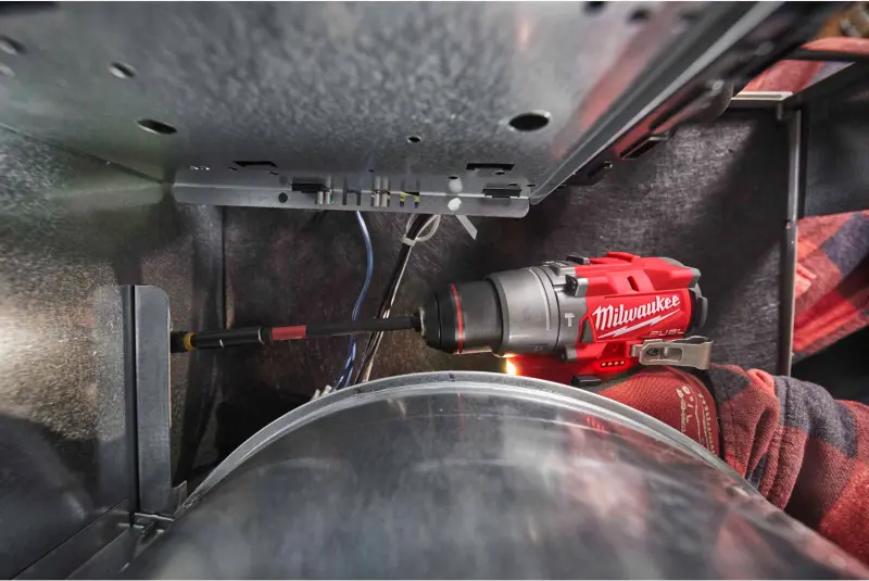 Sada aku nářadí Milwaukee M12 FPD2-602X a M12 FCIWF12G3-0, 2x aku M12 B6 + C12 C + kufr, 4933479870-SET (MI4933479860-SET2)