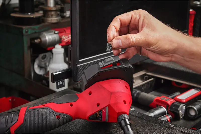 Aku digitální inspekční kamera Milwaukee M12 ATB-0C, bez aku, s kufrem, 4933501239