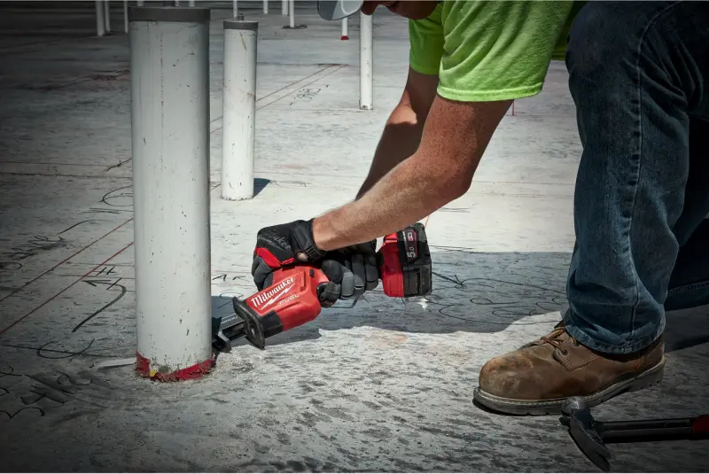 Aku šavlová pila na kov Milwaukee M18 FHZ-502X HACKZALL, 1x aku M18 B5 + M12-18 FC + kufr, 4933500562