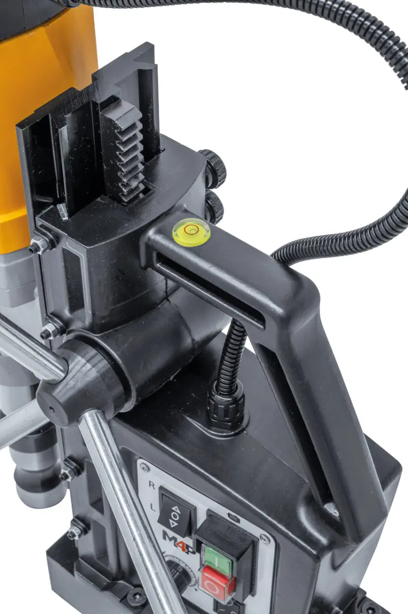 Magnetická jádrová vrtačka MBM 60 V