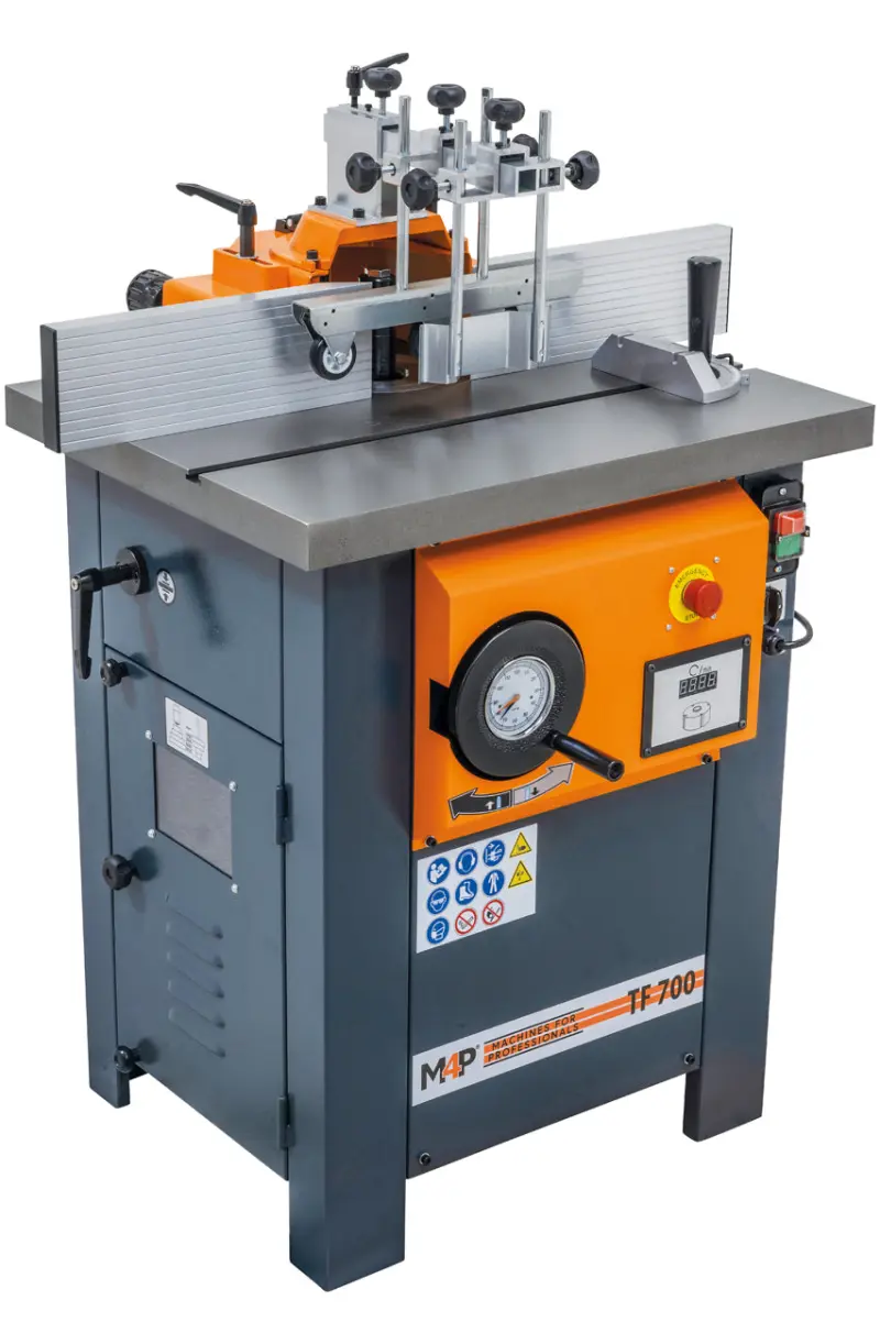 TF 700 / 400 V Stolní frézka