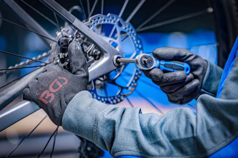 Ráčna pro bity 1/4" BGS100354 s vnitřním šestihranem (BGS100354)