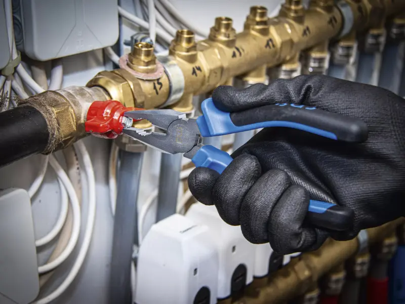 Kombinační kleště 200 mm BGS100371 dvoukomponentní izolace (BGS100371)