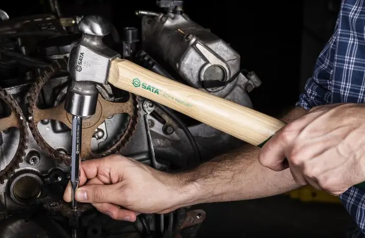 Hickory Ball Pein Hammer 680g / 24oz (SATAST92313SC)