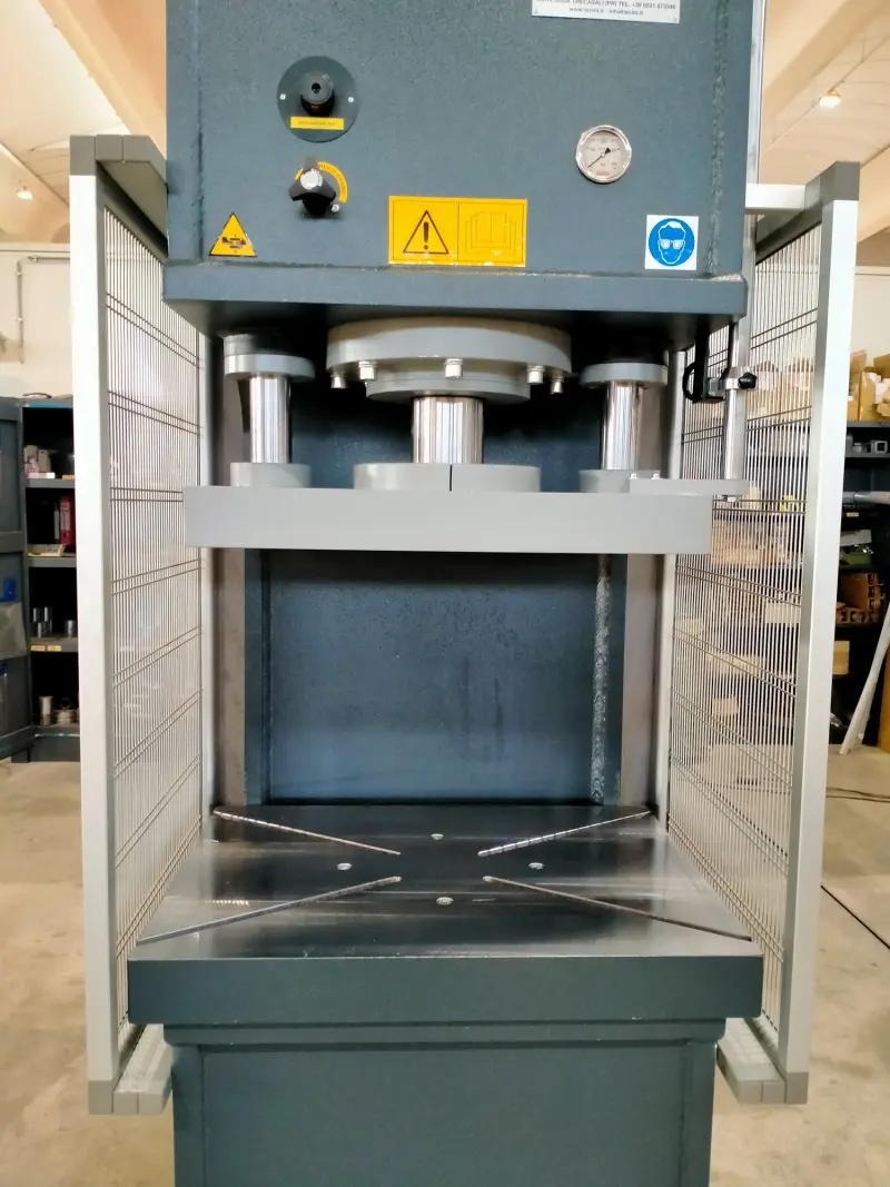 Hydraulický tvářecí lis SICMI PCL 70 A (SICPCL70A)