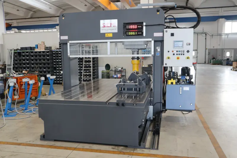 Hydraulický portálový lis Sicmi PMM 200 ME (SICPMM200ME)