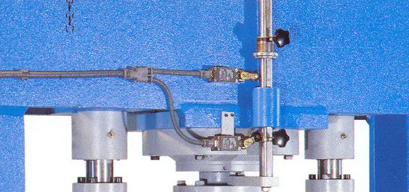 57085-mikrometricke-dorazy-pst