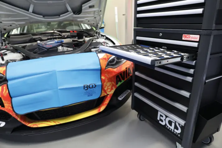 Ochranná montážní plachta 79 x 59 cm BGS103232, magnetická (BGS103232)