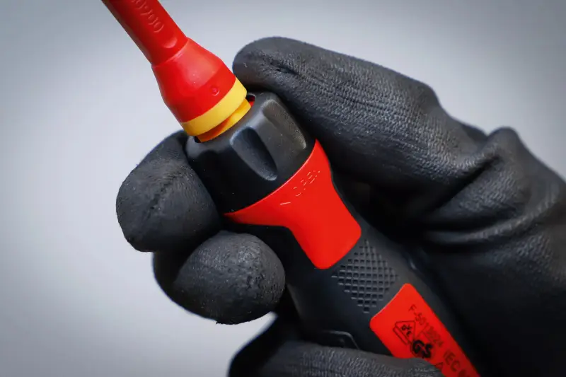 Elektrikářské VDE šroubováky s výměnnými čepelemi BGS1035813 (Sada 8 dílů) (BGS1035813)