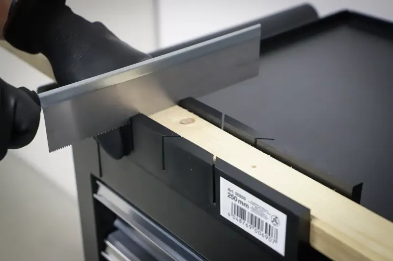 Čepovací pila s pokosníkem BGS1050850 (BGS1050850)