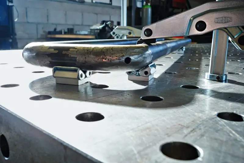 7824-bess-tw28vad-work-steel-1