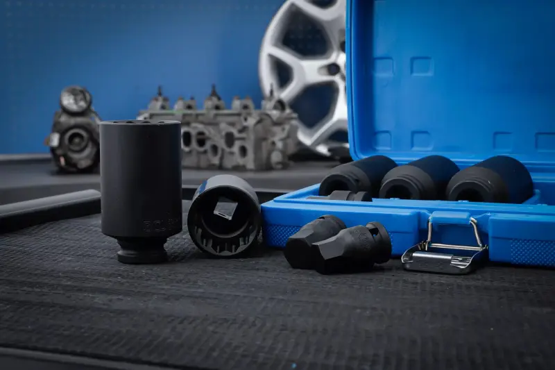 Nástrčné a zástrčné hlavice 1/2" BGS105335 pro náhonové hřídele, prodloužené. Sada 8 ks (BGS105335)